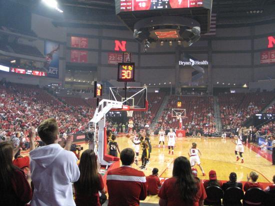 Pinnacle Bank Arena